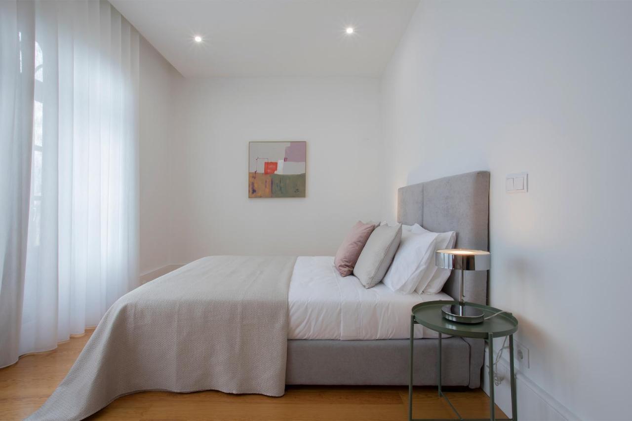 Liiiving In Porto | Downtown Luxury Apartments ภายนอก รูปภาพ